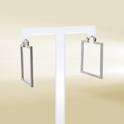 18K White Gold Box Design Earrings - Image 4