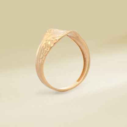 18K Yellow Gold Irregular Geometric Design Ladies' Ring - Image 3