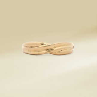 18K Yellow Gold Crossover Design Ladies' Ring