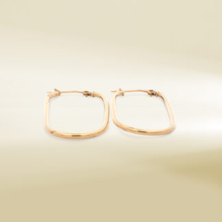 18K Yellow Gold Oval Shape Hoop Earrings