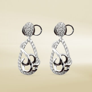 18K White Gold Earrings with Round Cut Diamonds