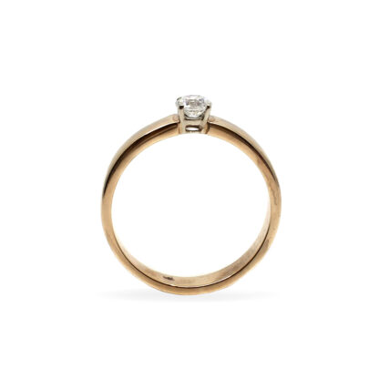 14K Yellow Gold Ladies' Ring with Round Cut and Single Stone Diamonds - Image 3