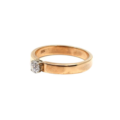 14K Yellow Gold Ladies' Ring with Round Cut and Single Stone Diamonds - Image 4