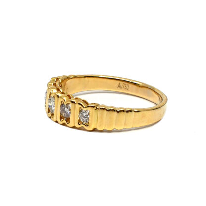 18K Yellow Gold Ladies' Ring with Round Cut Diamonds - Image 2