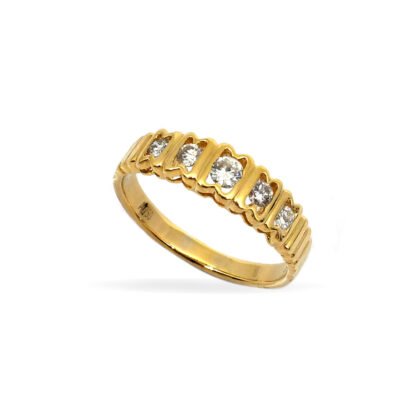 18K Yellow Gold Ladies' Ring with Round Cut Diamonds - Image 3