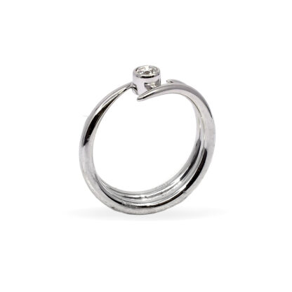 18K White Gold Ladies' Ring with Round Cut, Single Stone Diamonds - Image 4
