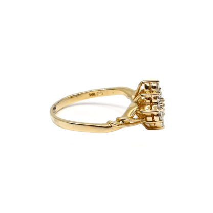 14K Yellow Gold Ladies' Ring with Round Cut Diamonds - Image 3