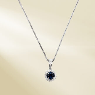 18K White Gold Link Chain Necklace and Pendant with Round Cut Diamonds