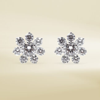 18K White Gold Earrings with Round Cut Diamonds