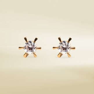 18K Yellow Gold Earrings with Round Cut Diamonds