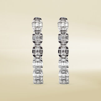 18K White Gold Earrings with Baguette Cut Diamonds