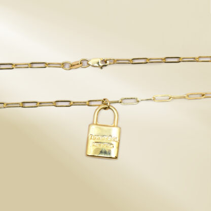 18K Yellow Gold Paperclip Chain Necklace with Brand-Inspired Pendant - Image 3