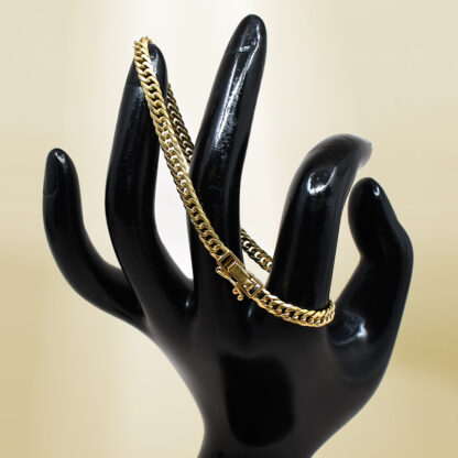 18K Yellow Gold Curb Chain Bracelet - Image 4