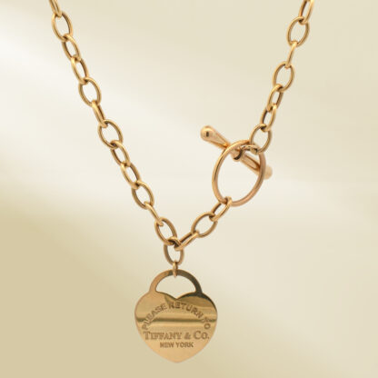 18K Yellow Gold Chunky Necklace with Brand-Inspired Heart Pendant - Image 4
