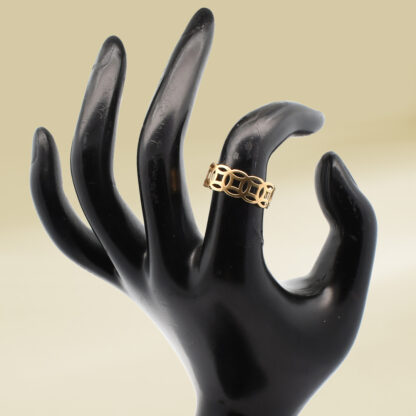 18K Yellow Gold Patterned Design Ladies' Ring - Image 4