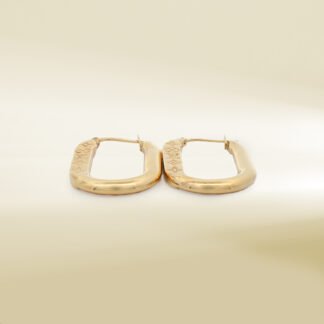 18K Yellow Gold Brand-Inspired Oval Shape Hoop Earrings