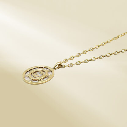18K Yellow Gold Mariner Chain Necklace with Brand-Inspired Pendant - Image 2