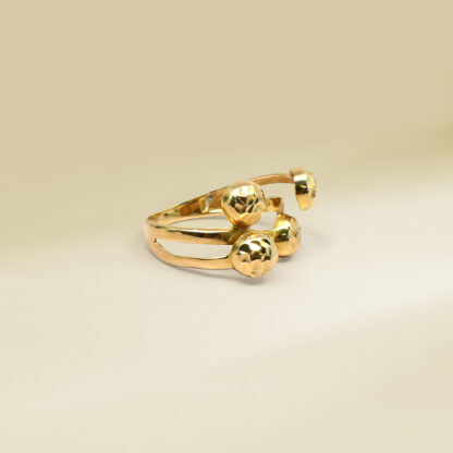 18K Yellow Gold  Ladies' Ring - Image 2