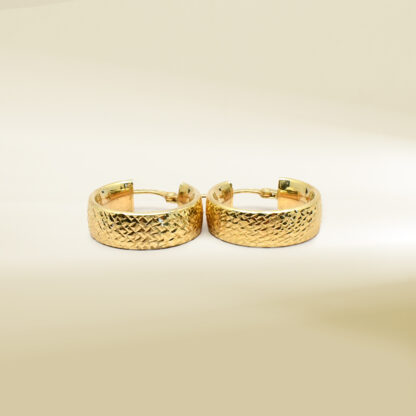18K Yellow Gold Hoop Earrings