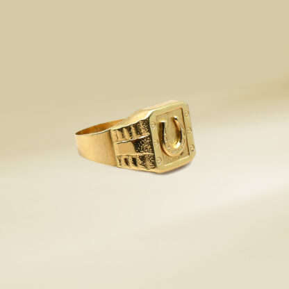 18K Yellow Gold Horseshoe Design Gents' Ring - Image 2