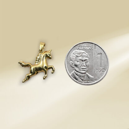 18K Yellow Gold Animal Pendant - Image 2