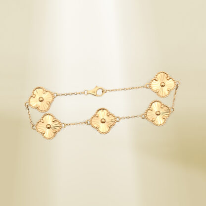 18K Yellow Gold Brand-Inspired Four-Leaf Clover Bracelet - Image 3