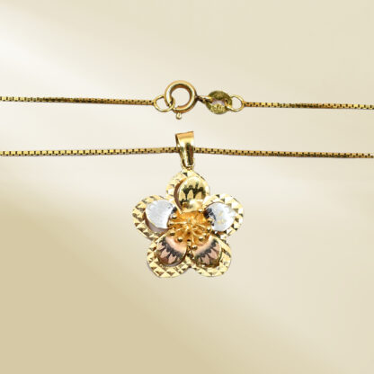 18K Yellow Gold Box Chain Necklace with Tri-Color Flower Pendant - Image 3