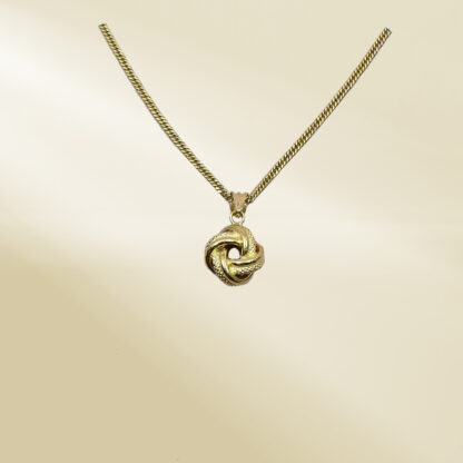 18K Yellow Gold Curb Chain Necklace with Knot Pendant - Image 4