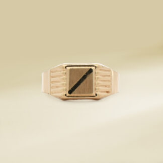 18K Yellow Gold Gents' Ring Signet Design