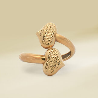 18K Yellow Gold Ladies' Ring Diamond Cut Heart Design